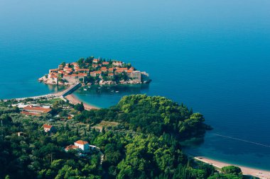Sveti Stefan, dağ manzarası