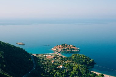 Sveti Stefan, dağ manzarası