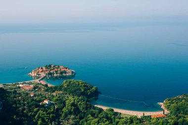 Sveti Stefan, dağ manzarası