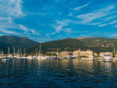 Porto Karadağ yat. Tivat elit alanı