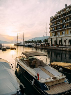 Porto Karadağ yat. Tivat elit alanı