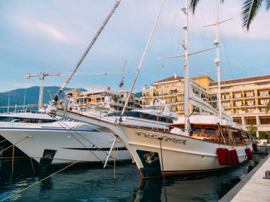 Porto Karadağ yat. Tivat elit alanı