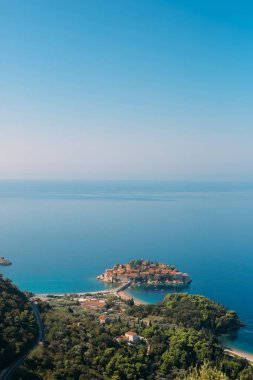 Sveti Stefan, dağ manzarası