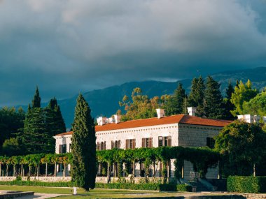 Park Milocer, Villa, Kraliçe plaj. Ada, Sveti Stefan yakınındaki Karadağ.