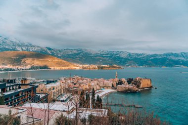 Karda, Karadağ Budvas Old Town. Sahil kapalı w.