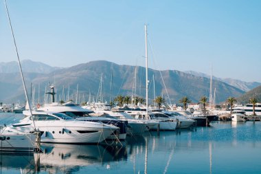 Porto Karadağ yat. Tivat elit alanı