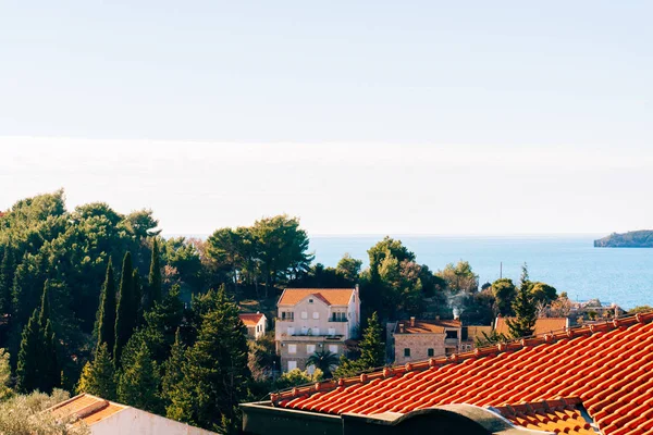 Moradia junto ao mar. Montenegro — Fotografia de Stock