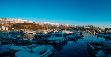 Kotor, Karadağ, defne, bağlantı noktası, yatlar, yat, Akdeniz, ADRI