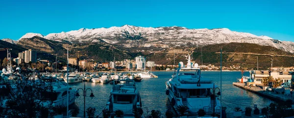 Öböl, Kotor, Montenegró-kikötő, jacht, yacht, mediterrán, adri — Stock Fotó