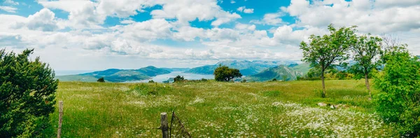 La vista desde las montañas de Montenegro desde Fort Gorazde. Kot. — Foto de Stock