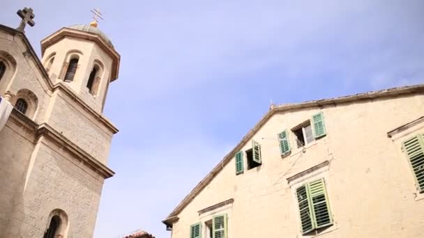 Kirche der orthodoxen Kirche des Heiligen Nikolaus von Kotor, Montenegro, — Stockvideo