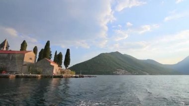 Gospa Adası od Skrpjela, Kotor Koyu'ndaki, Karadağ.