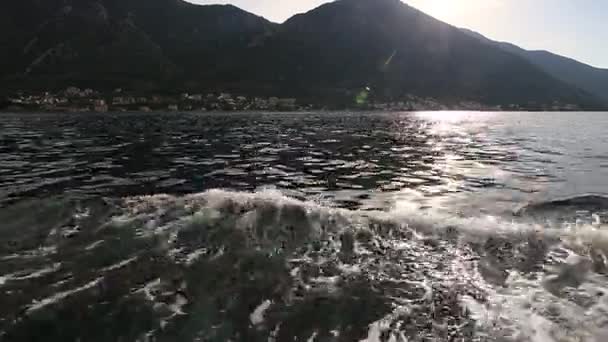科托尔湾乘船 — 图库视频影像