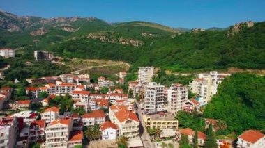 Villa Rafailovici, Karadağ Köyü denize yakın. AE