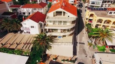 Villa Rafailovici, Karadağ Köyü denize yakın. AE