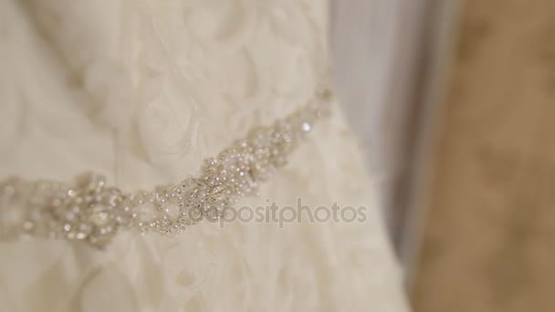 Robe de mariée, gros plan. Détails de la robe de mariée du bri 