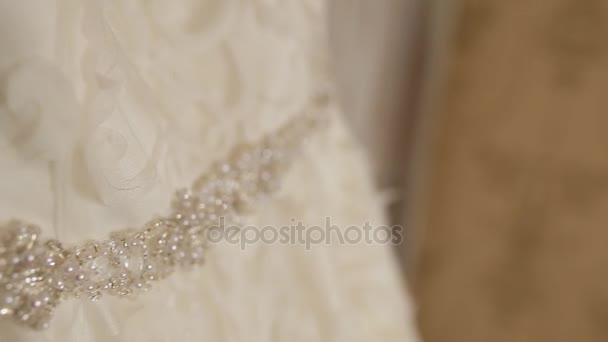 Robe de mariée, gros plan. Détails de la robe de mariée du bri 
