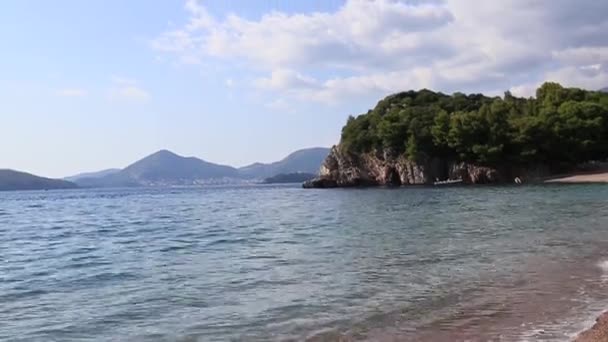 "Königinnen Strand "auf dem Gebiet des Parks milocer, in der Nähe der v — Stockvideo