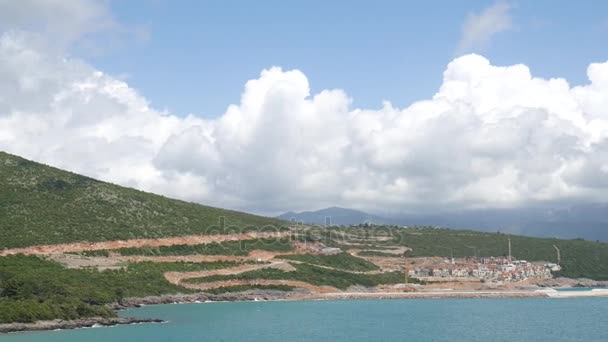 Construção das zonas de elite de Montenegro com a sua própria marina — Vídeo de Stock