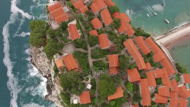 Isla Sveti Stefan, fotografía aérea. Montenegro — Vídeo de stock