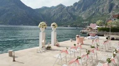 Como Gölü kıyısında düğün töreni