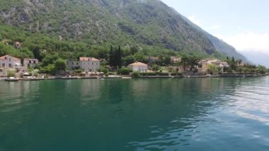 Villa Ljuta köyü var. Karadağ, Kotor Koyu'ndaki, Adr
