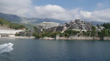 Budva, Karadağ'daki lüks otel kompleksi Dukley bahçeleri. Shooti