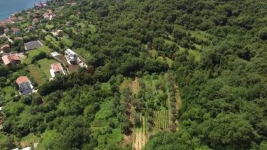 Karadağ'daki Satılık Arsa. Otel deniz kenarında. Prcan şehir