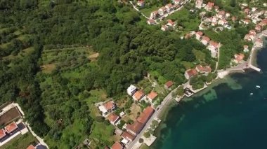 Karadağ'daki Satılık Arsa. Otel deniz kenarında. Prcan şehir
