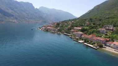 Karadağ'daki Satılık Arsa. Otel deniz kenarında. Prcan şehir