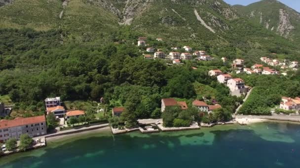 Terreno para venda em Montenegro. Hotel à beira-mar. A cidade de Prcan — Vídeo de Stock