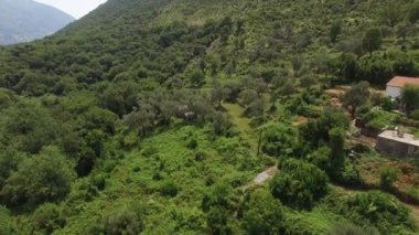 Karadağ'daki Satılık Arsa. Otel deniz kenarında. Prcan şehir