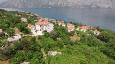 Karadağ'daki Satılık Arsa. Otel deniz kenarında. Prcan şehir