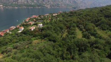 Karadağ'daki Satılık Arsa. Otel deniz kenarında. Prcan şehir