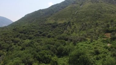 Karadağ'daki Satılık Arsa. Otel deniz kenarında. Prcan şehir