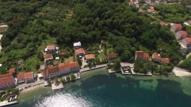 Karadağ'daki Satılık Arsa. Otel deniz kenarında. Prcan şehir