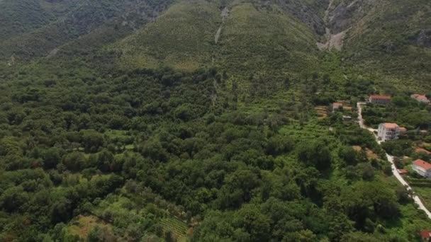 Terrain à vendre au Monténégro. Hôtel près de la mer. La ville de Prcan — Video