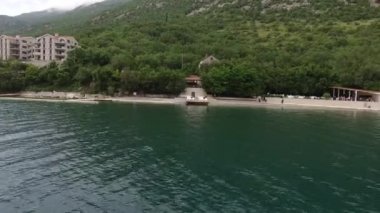Kotor Körfezi Dock düğününde. Düğün Karadağ.