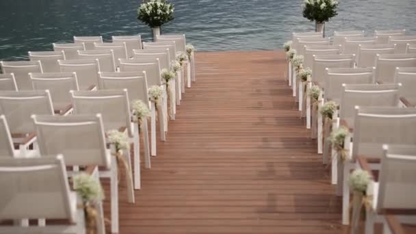 Kotor Körfezi içinde rıhtım düğün — Stok video