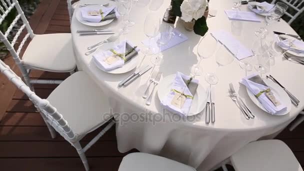 Tables au banquet de mariage. Décorations de mariage. Mariage à t 