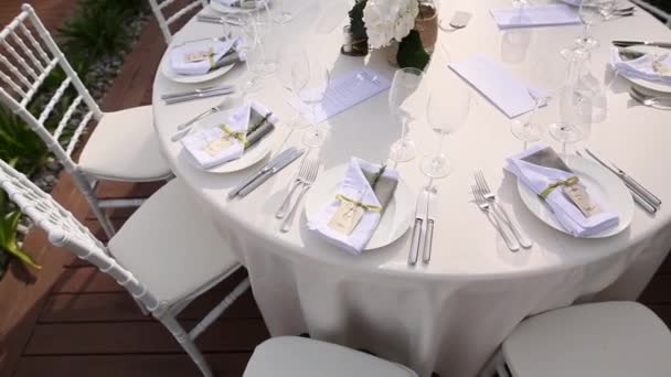 Tables au banquet de mariage. Décorations de mariage. Mariage à t 