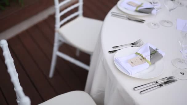 Tables au banquet de mariage. Décorations de mariage. Mariage à t 