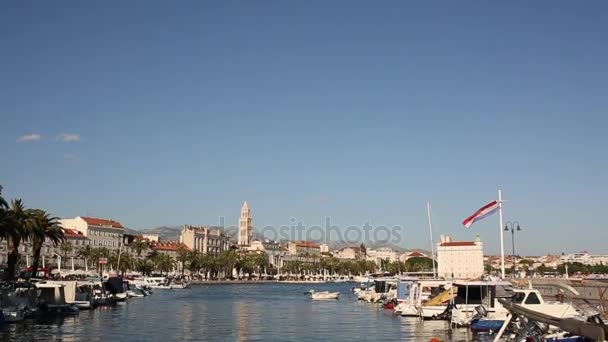 Banvallen av den gamla staden Split — Stockvideo