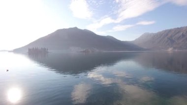 Gospa Adası od Skrpjela, Kotor Koyu'ndaki, Karadağ.