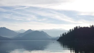 İşkodra Gölü Karadağ. En büyük tatlı su Gölü ba