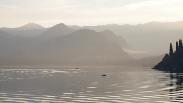 Skadarsjön i Montenegro. Den största insjö i Ba — Stockvideo