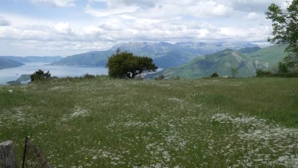 Η θέα από τα βουνά στο Μαυροβούνιο από Fort Gorazde. Kot — Αρχείο Βίντεο