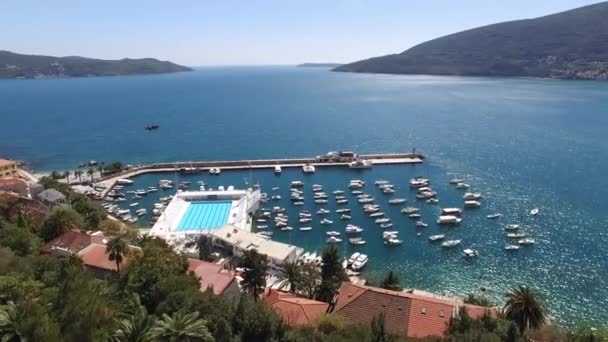 Herceg Novi båt docka, gamla stan, Montenegro — Stockvideo