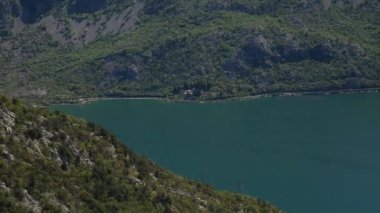 Banja iller arası shore Kotor Körfezi Manastırı