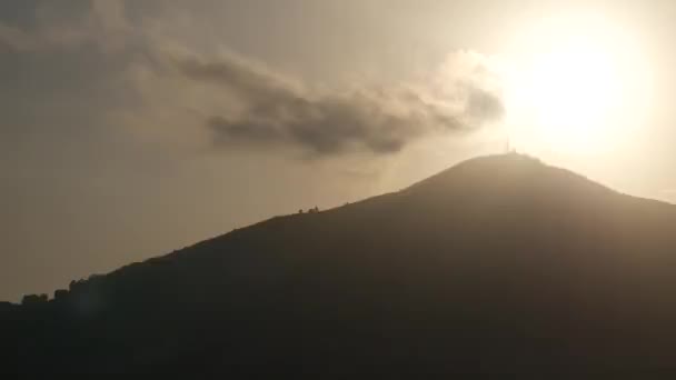 Bergen in Montenegro in de zonsondergang licht — Stockvideo